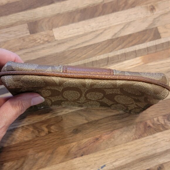 COACH 2 Compartment Brown Signature Logo Zippered Wristlet/Purse - Picture 9 of 14